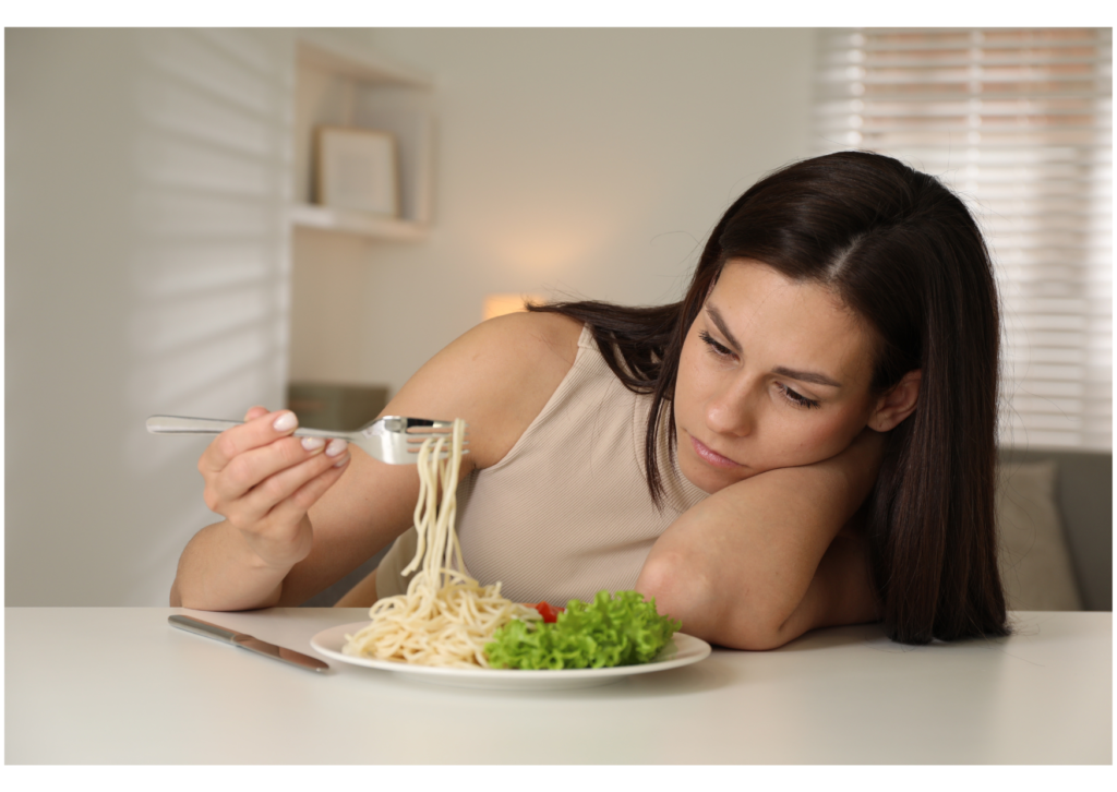 Persona decidiendo si puede o no comer sin ayuda de psiconutrición